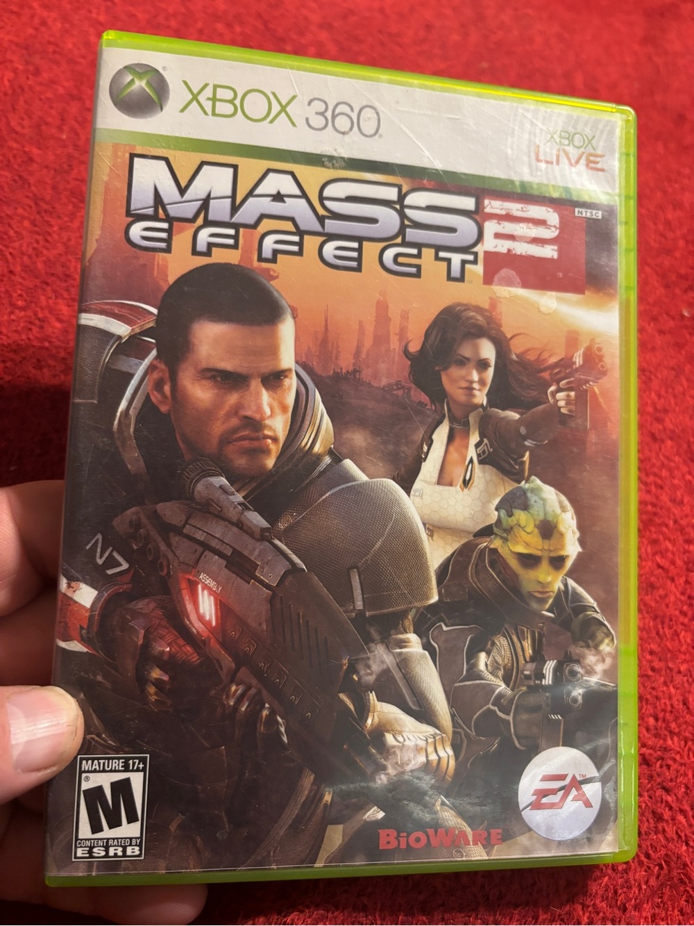 Xbox 360 Mass Effect 2 - (Green) ( bonus game Mass 1 ) with manual
